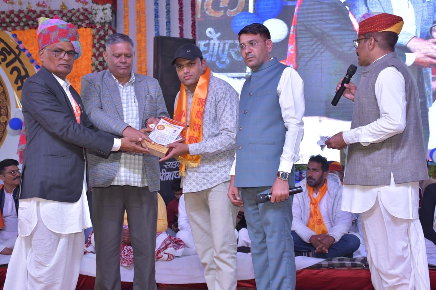 तेजा महोत्सव सीकर में सरकारी शिक्षक हुए सम्मानित