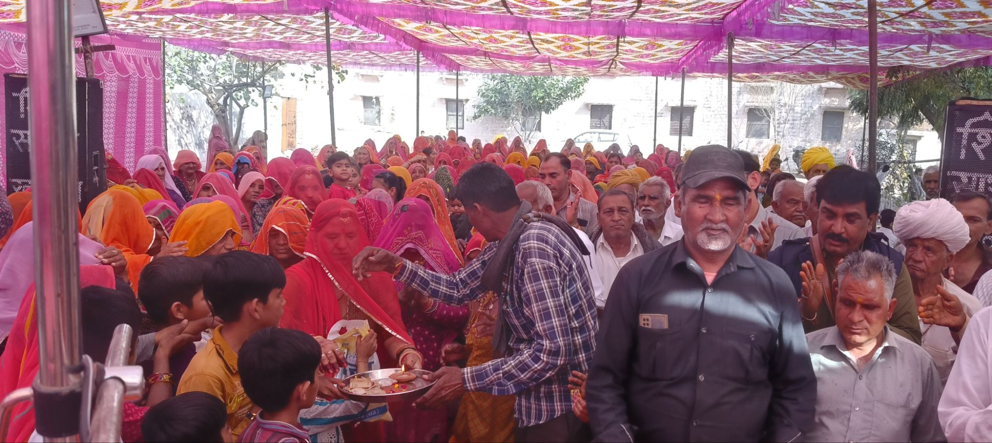 सत्संग से सुधरता है मनुष्य का जीवन- काजू महाराज