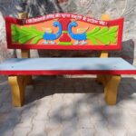 अस्पताल में पांच कुर्सियां भेंट, अस्पताल स्टाफ ने भामाशाहों का जताया आभार