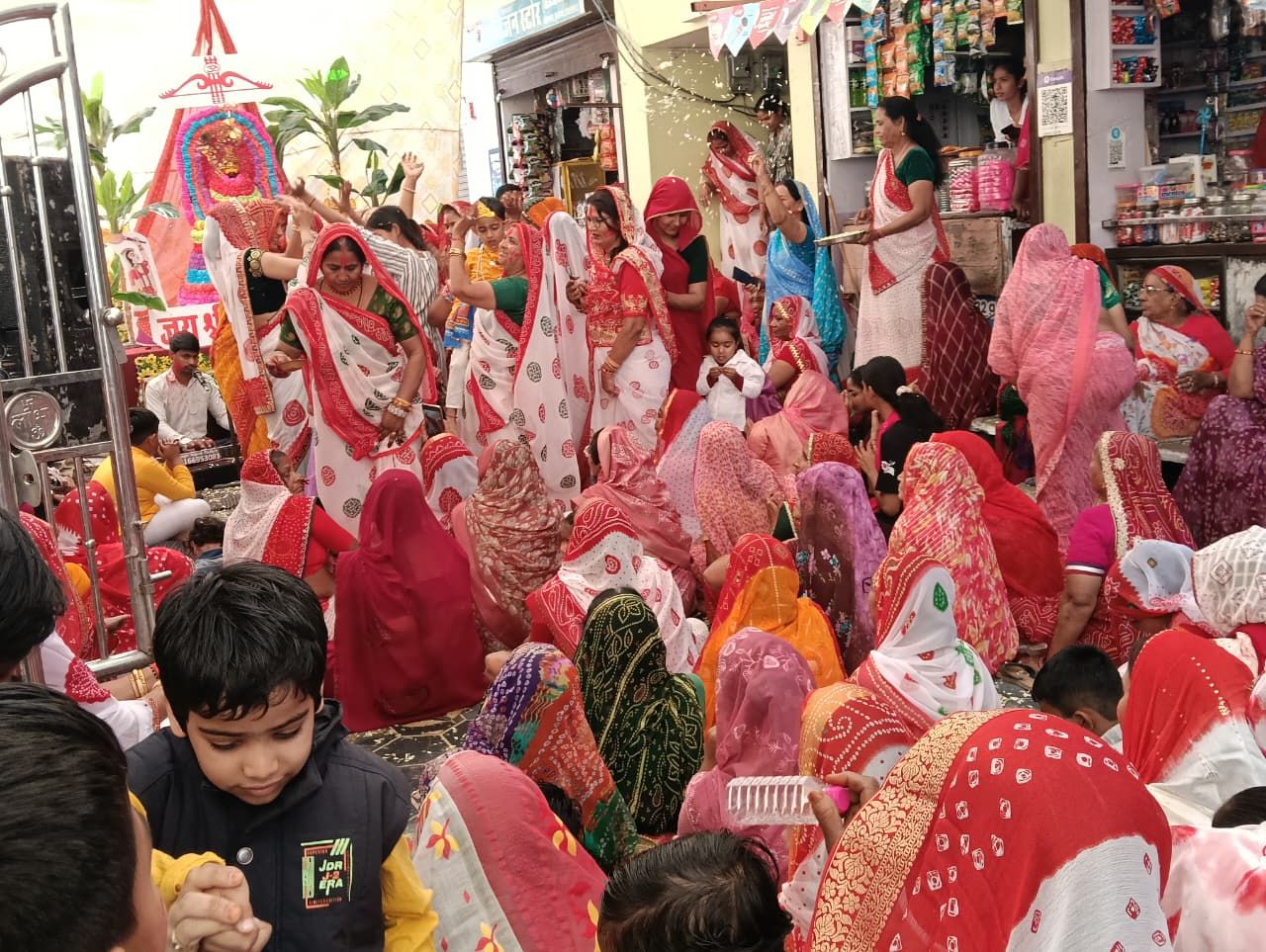 उमामहेश्वर मंदिर पर फागोत्सव की मची धूम ।