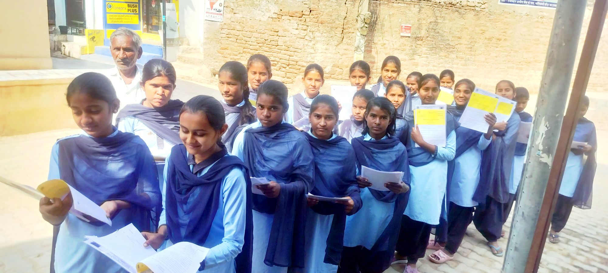 रूण सहित अन्य गांवो&nbsp; में बोर्ड परीक्षाएं शुरू