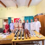 दौलतपुर एक्सप्रेस में ‘हाई-प्रोफाइल’ शराब की तस्करी नाकाम। RPF और GRP की बड़ी स्ट्राइक।