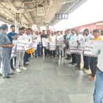 आर-पार के मूड में रेलवे के SC-ST कर्मचारी । 22 जून को DRM ऑफिस का घेराव!
