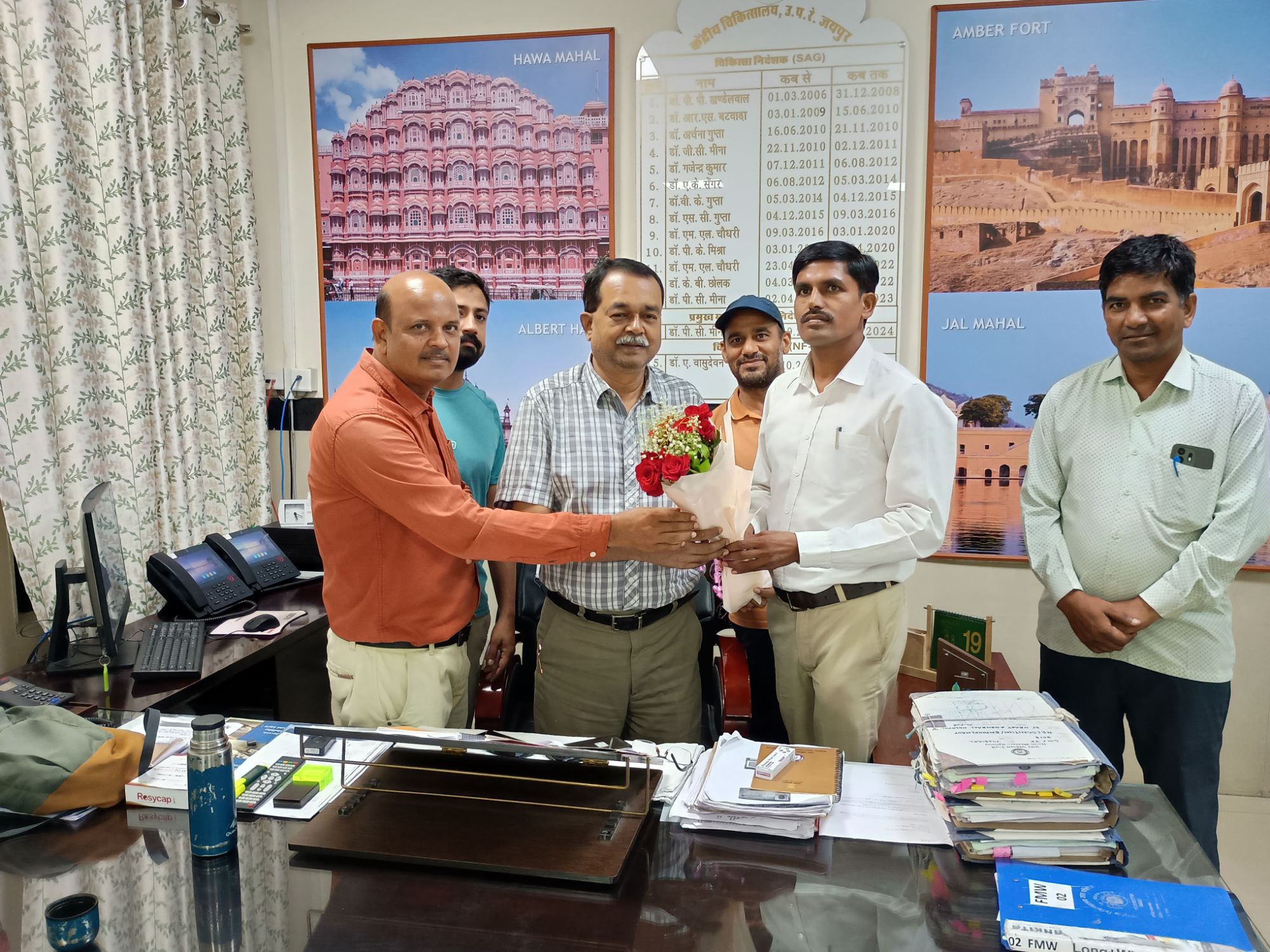 उत्तर पश्चिम रेलवे ओबीसी एंप्लॉईज एसोसिएशन ने चिकित्सा निदेशक डॉ. साहा का किया स्वागत।